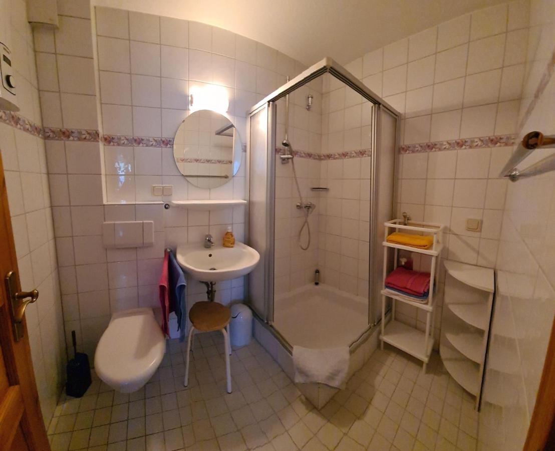 Schickebude-Steinhude-1-400M-Zum-Naechsten-Oeffentlichen-Wasserzugang-5-Minuten-Zur-Badeinsel-Ruhige-Lage-Mit-Schoenem-Aussenbereich Extérieur photo